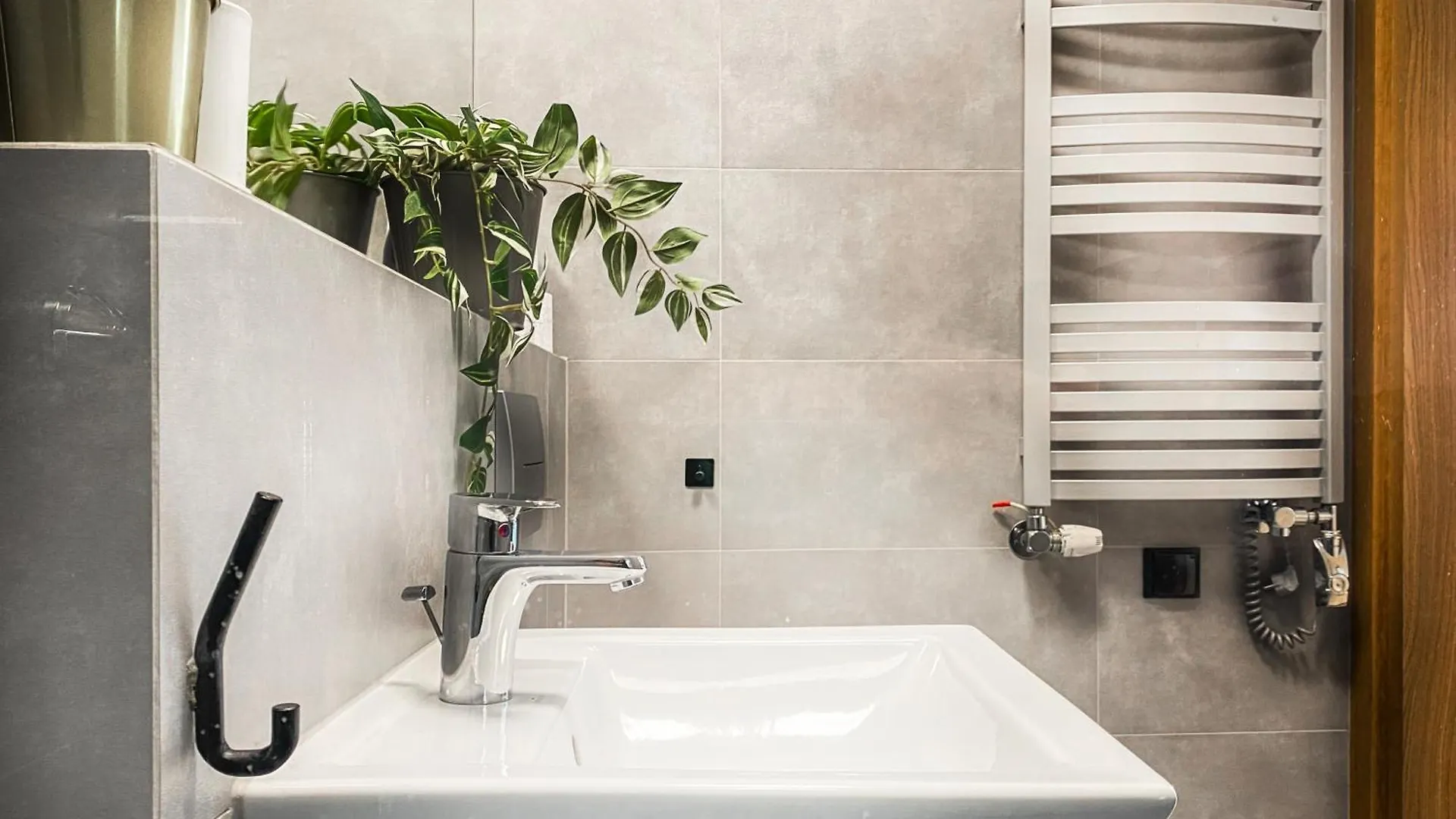 Cozy Apartment With Ac For Couples - Old Town Krakow Poland